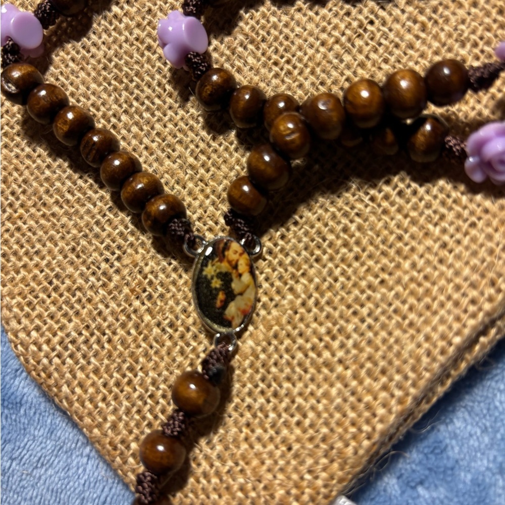 Brown 7-bead rosary of Saint Joseph Brown Necklace, Purple Accents. NWOT #004 - Picture 4 of 11